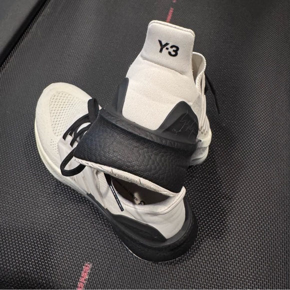 Y-3 Ultraboost 5 Running Sneakers - Picture 7 of 10